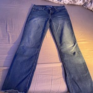 Blue jeans. Straight jeans. Size 5